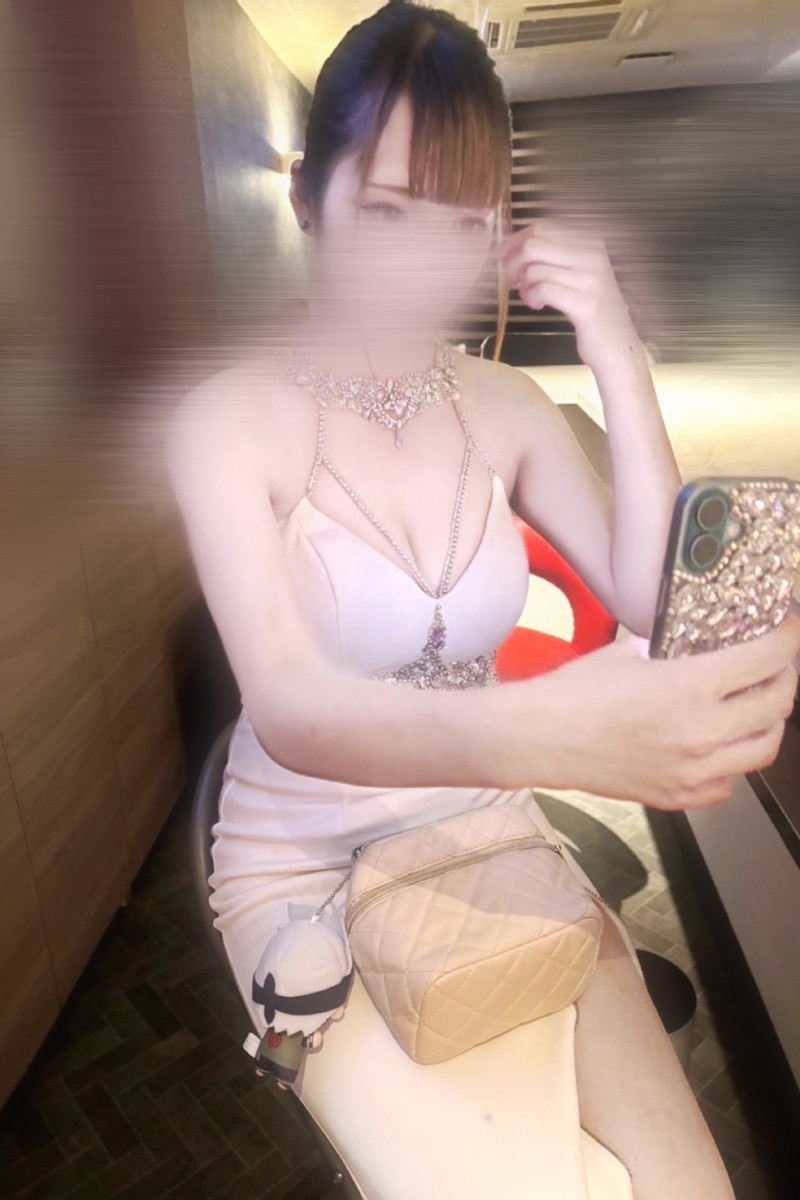 <br />
<b>Warning</b>:  Undefined variable $store_name in <b>/home/xs175408/lounge-emma.com/public_html/wp-content/themes/temp/template-parts/schedule.php</b> on line <b>206</b><br />
所属キャストの「らん」の肖像写真
