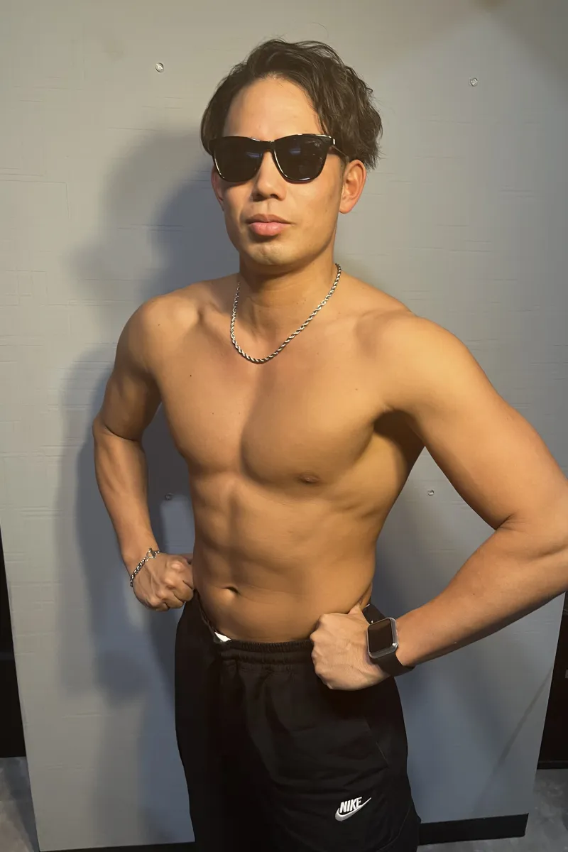 <br />
<b>Warning</b>:  Undefined variable $store_name in <b>/home/xs762946/gogomuscle-yokohama.com/public_html/wp-content/themes/temp/template-parts/list.php</b> on line <b>204</b><br />
所属キャストの「ロー」の肖像写真