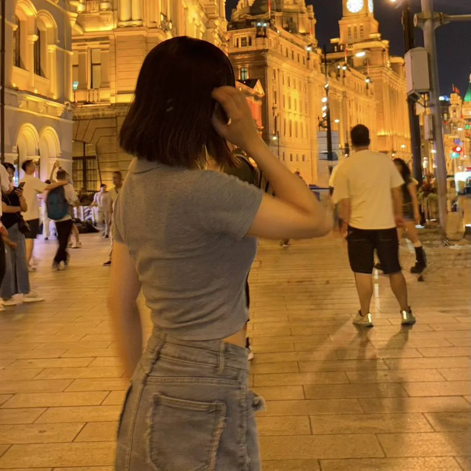 Club DUKE所属キャストのるなの肖像写真