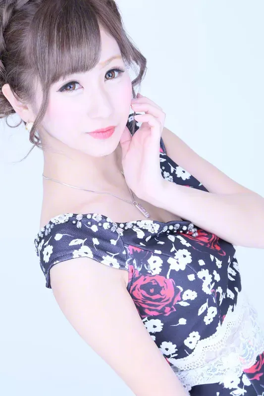 キャスト「アイリ」のサブ画像