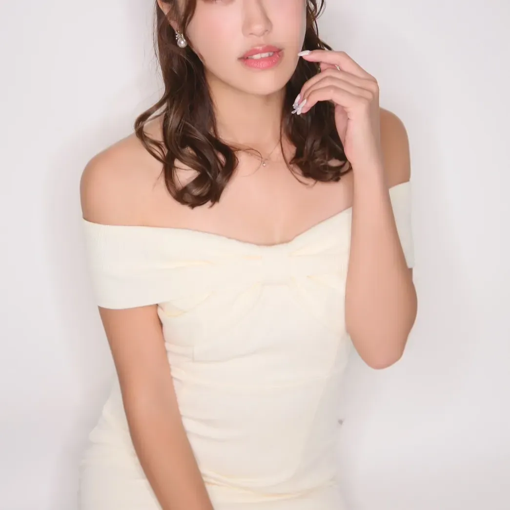 キャスト「ひなの」のサムネイル画像