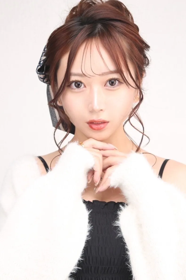 かりんの肖像写真