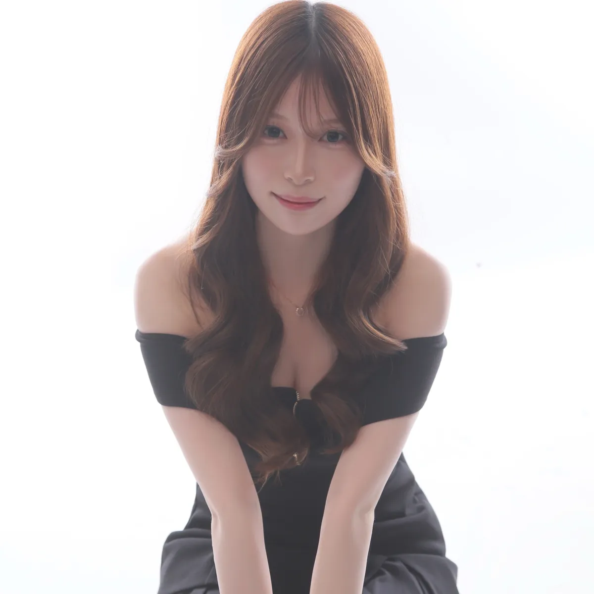 BELLUS所属キャストのれなの肖像写真