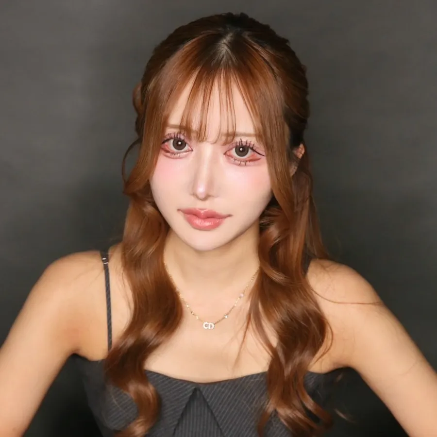LIZ LOUNGE所属キャストの「白金 かんな」の肖像写真