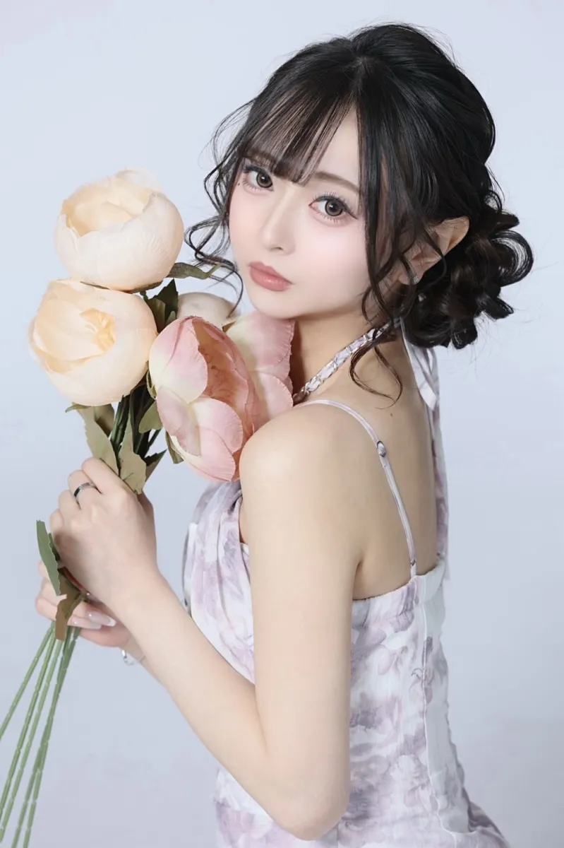 CLUB 華蔵所属キャストの結伊の肖像写真